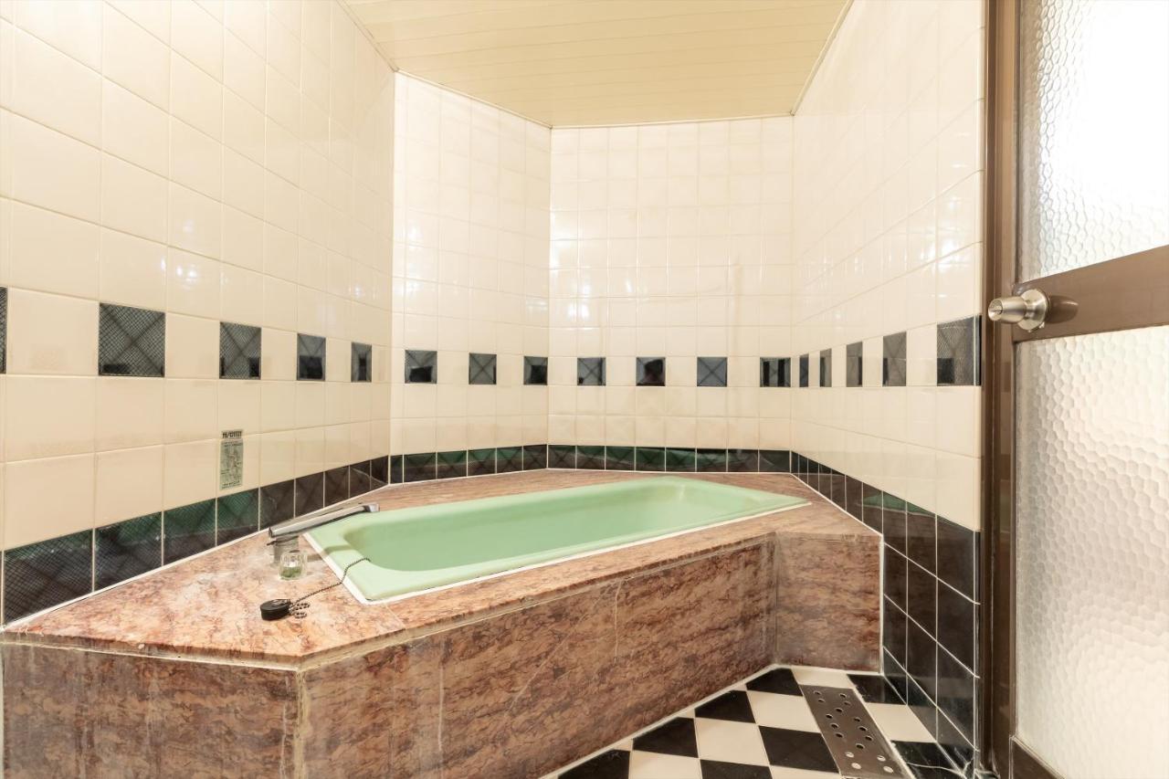 Oyo Hotel Tatsuyoshi Sennan Misakimachi Tannowa Esterno foto